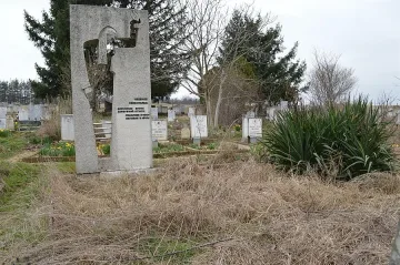 Паметник на червеноармейци откриват на 9 май край Казанлък