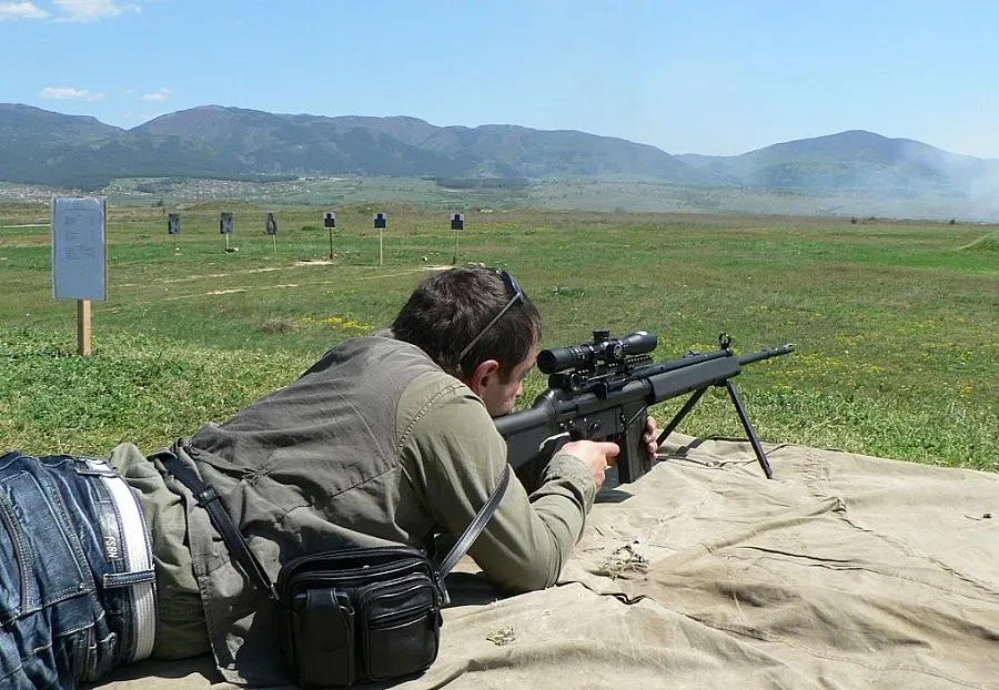 Мераклии ще пробват мерника си за Деня на храбростта