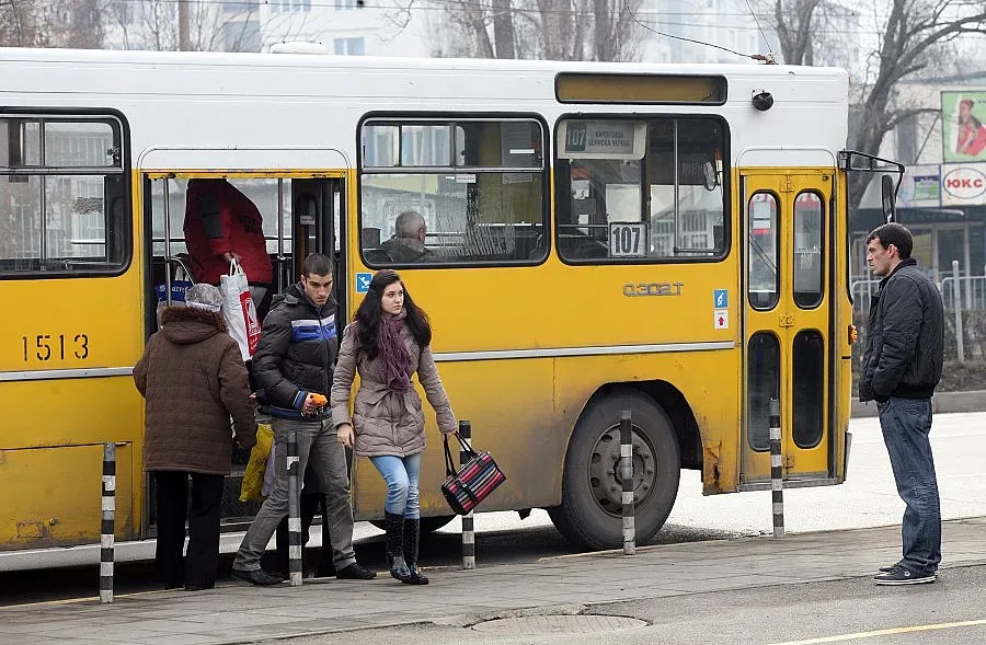 Нови 29 автобуса тръгват по улиците на София
