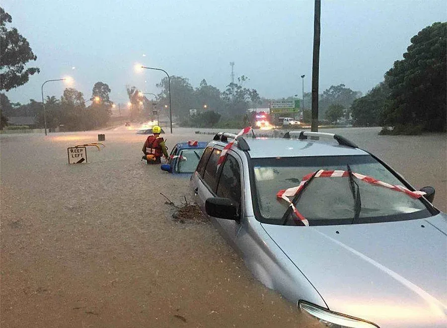 Порои удавиха петима в Австралия