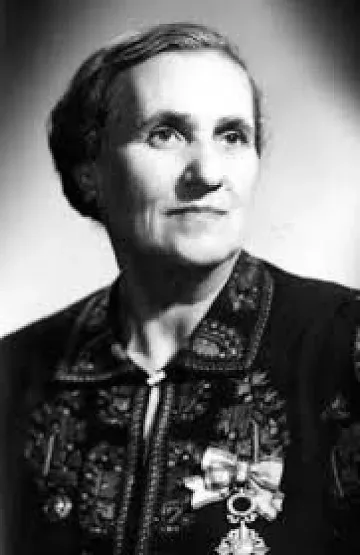 Мама Гуга пристава на богаташ 