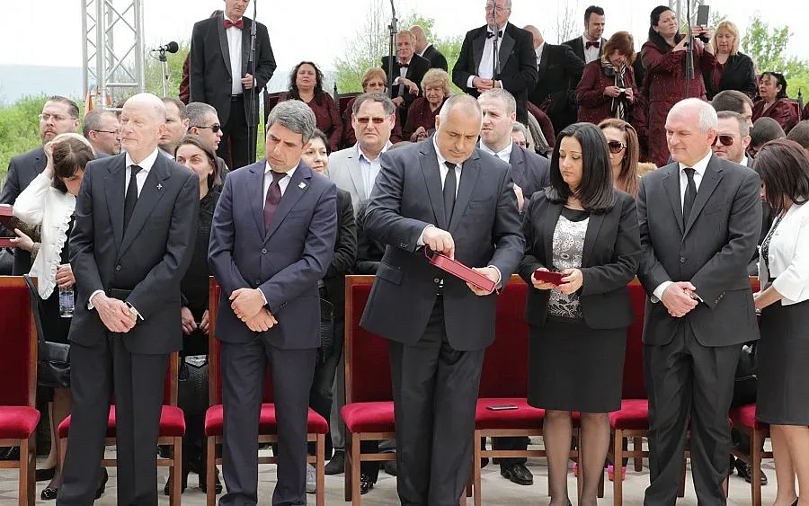 Президентът: Нека българските духовници и политици да обединяват народа