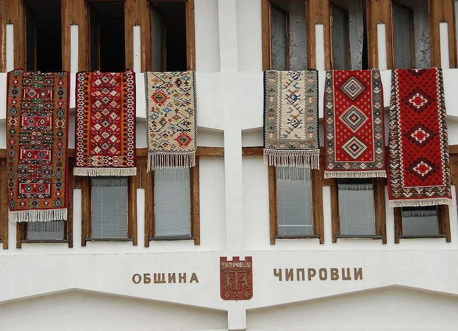 Чипровци посвети фестивал на своя килим