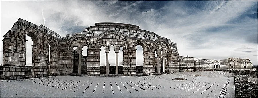 Президентът се поклони пред иконата на цар Борис