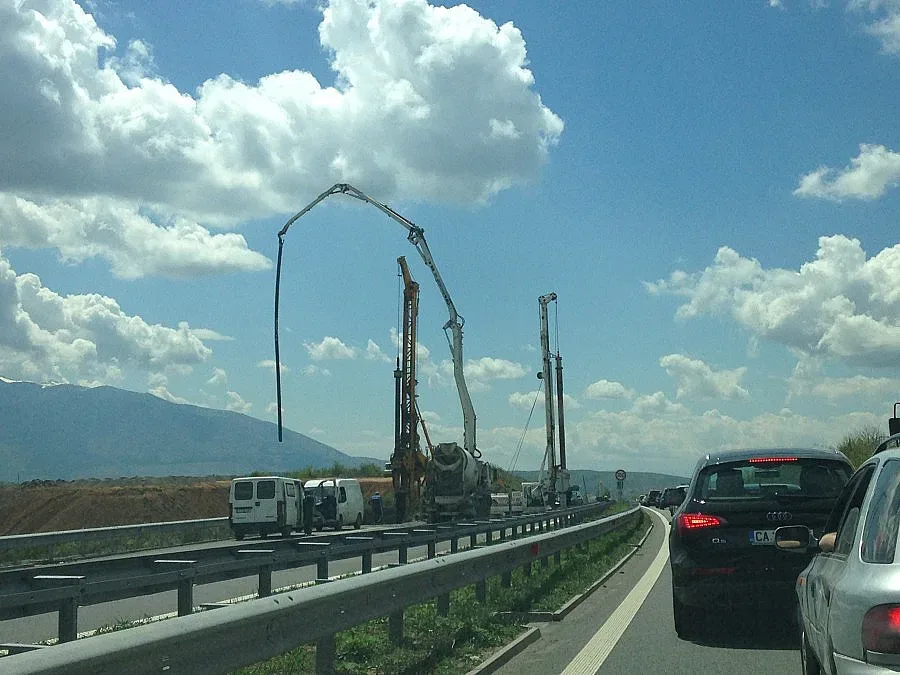 В неделя: Пускат бърза лента към София