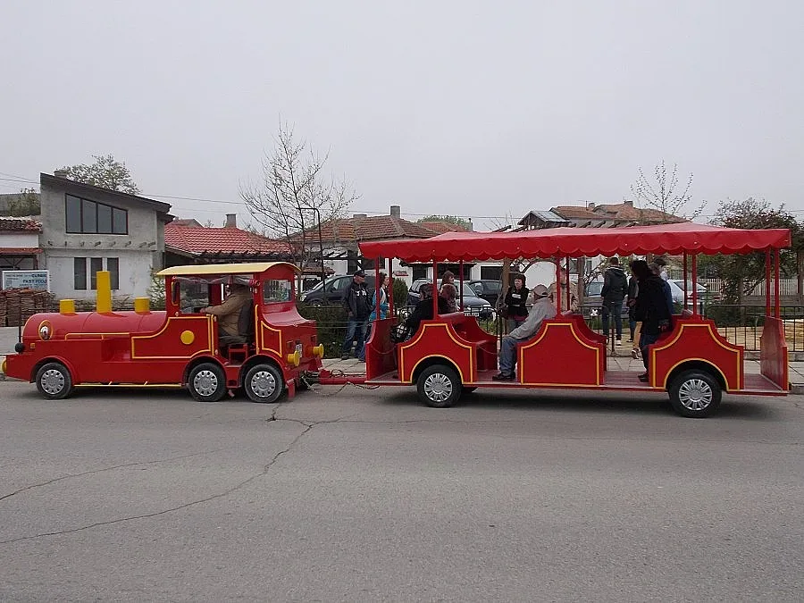 „Red rock train“ тръгна в Каварна