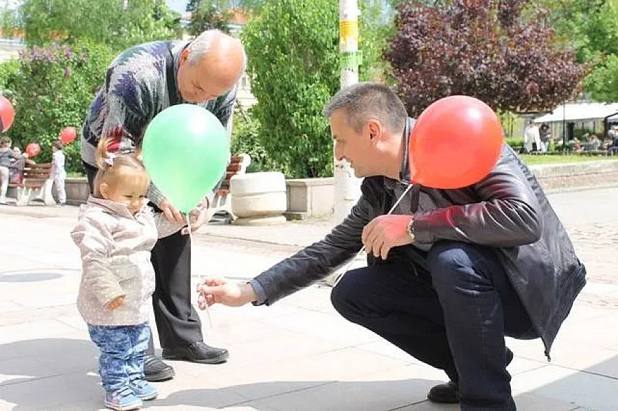 Кирил Добрев отпразнува 1-ви май в Габрово