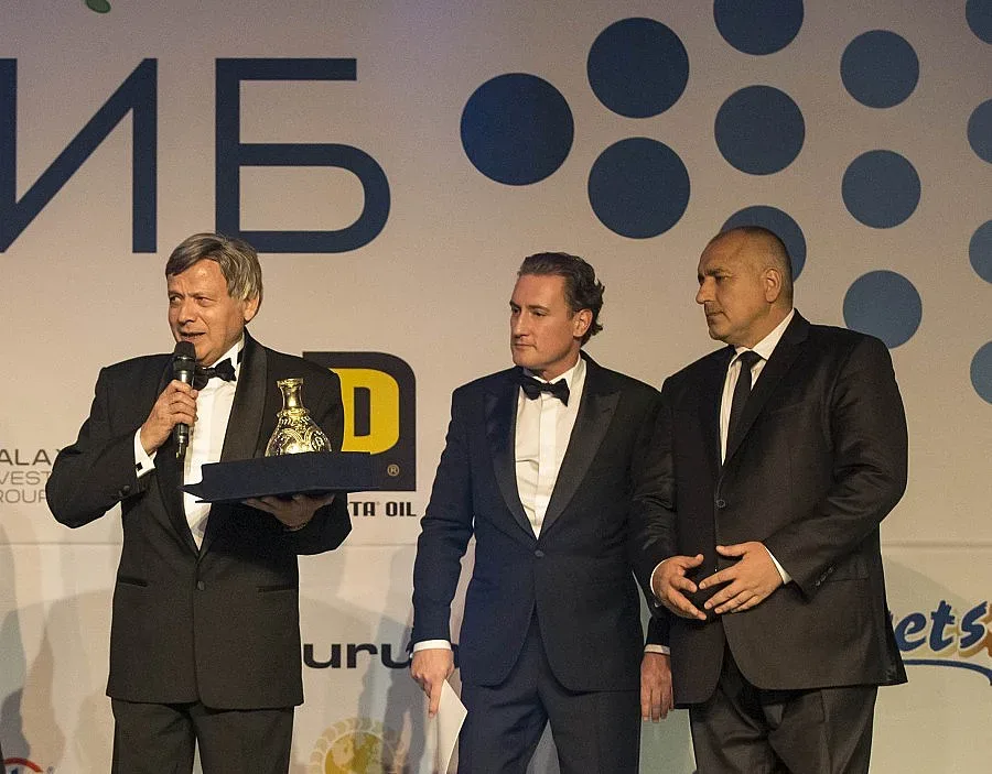 Бизнесът награди своите отличници