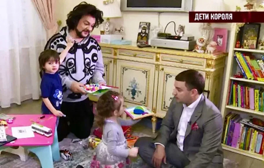 Киркоров живее с майката на децата си