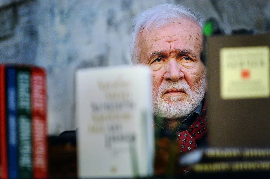 Левчев остана на Помпей