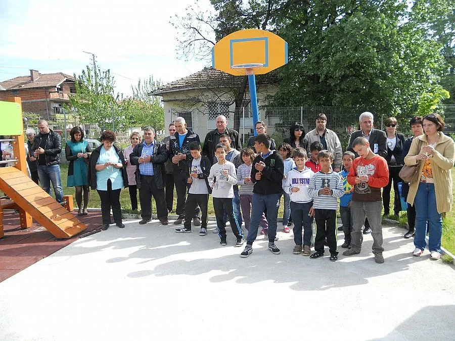 Откриха Център за настаняване за 60-г. на село Първомай