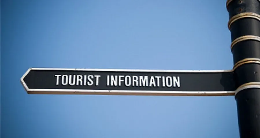 Туроператор фалира заради дългове