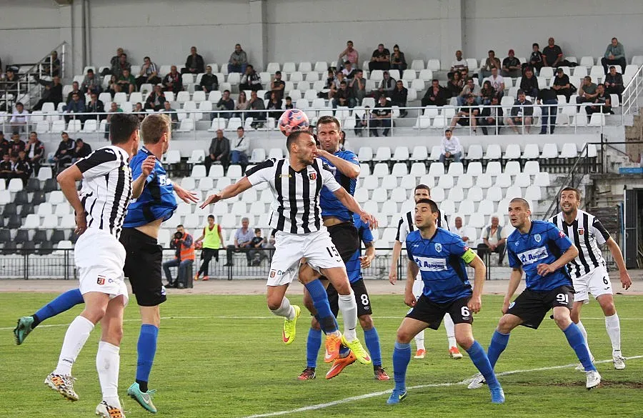 Нови шефове влизат в "Локо" (Пд)