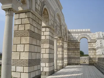 Пишат закон за старите столици