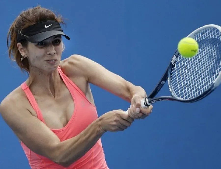 Пиронкова се бори здраво, но загуби от Плишкова