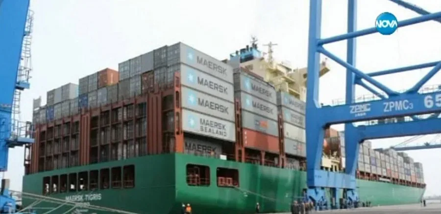 Няма пострадали сред задържаните моряци на кораб в Иран