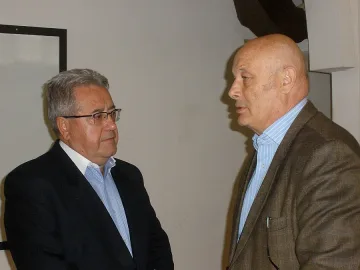 Професор възпя невъзможна любов