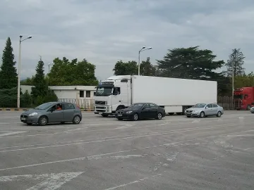 Освободиха село от тирове край границата с Гърция