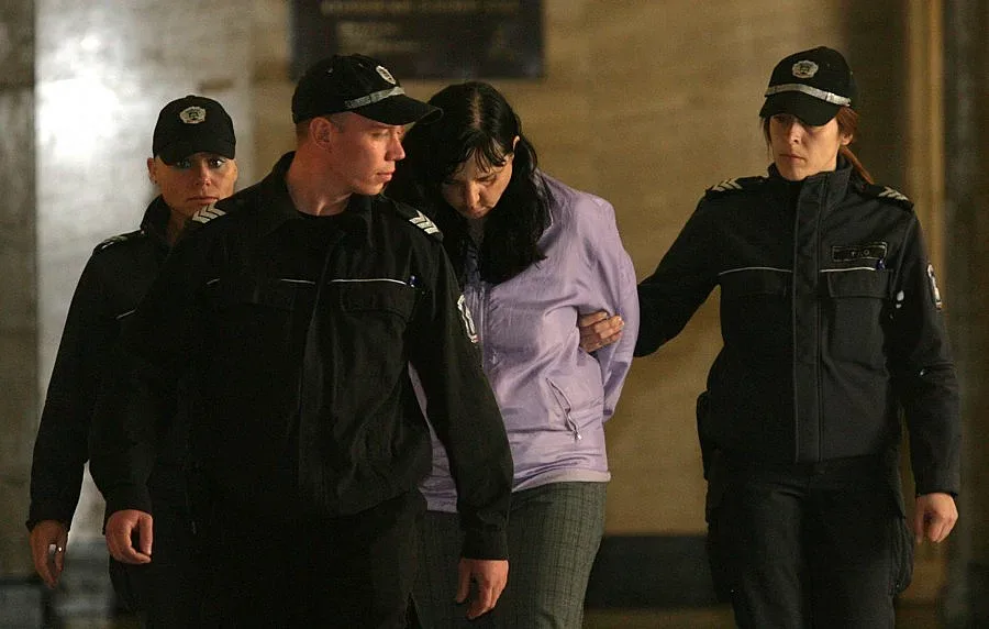 Съставят акт на болницата, в която бе бито 4-дневното бебе 