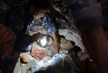 Катманду- гробище под развалините