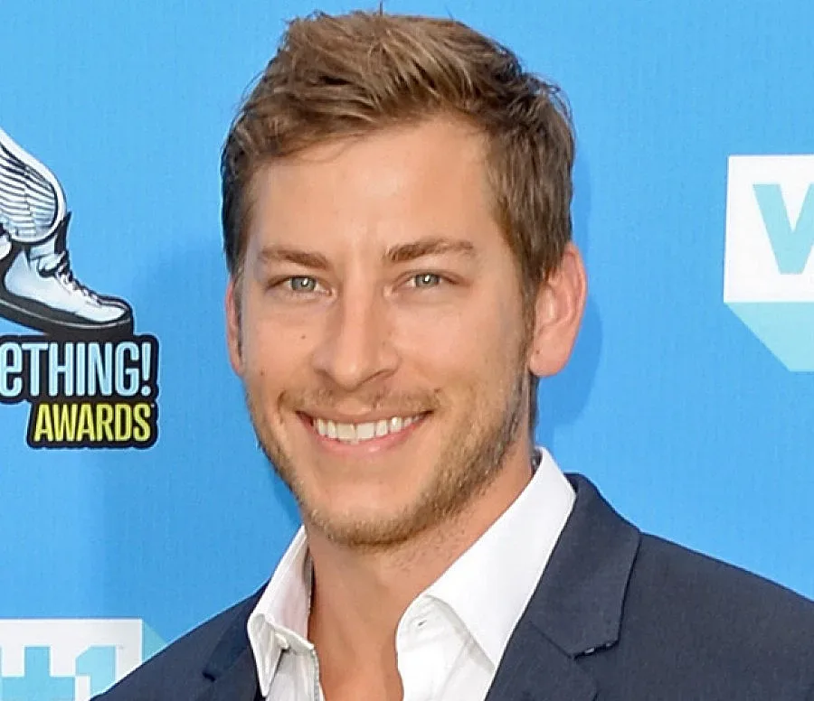 Шеф на Google загина при земетресението в Непал