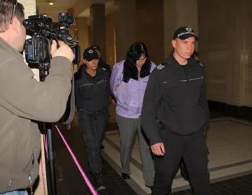 Акушерката не помни побоя (ОБЗОР)