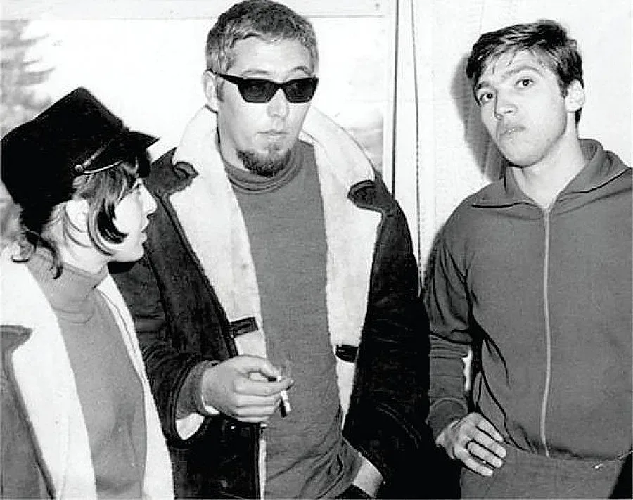 Уникална ретроспектива на Георги Божилов продължава в НДК до 12 май