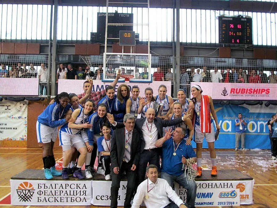 "Дунав" на една крачка от титлата