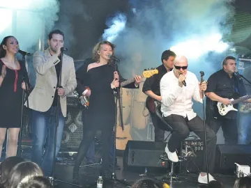 17 000 на Слави и "Ку-ку бенд"