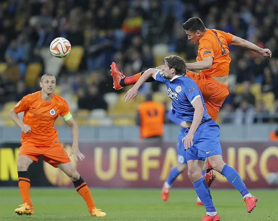 "Барса" чака Пеп с резервен костюм