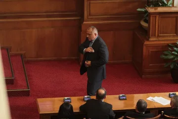 Чакат Бойко в Румъния, той - в парламента за арменския геноцид