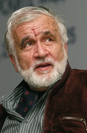 Любомир Левчев: Свободата е самотно занимание