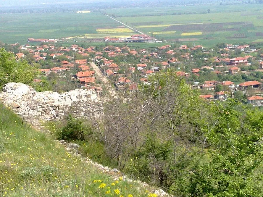 Задигнаха пари от къщата на охранител