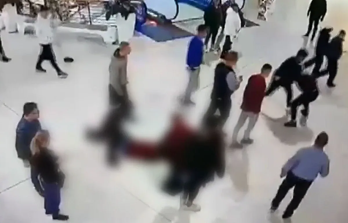 Полиция и частна охрана с общи действия по моловете