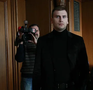 Отведоха Октай Енимехмедов в Бургаския затвор