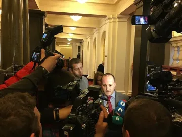 Радан Кънев: Вместо да пази НСО ходи до магазина за мляко