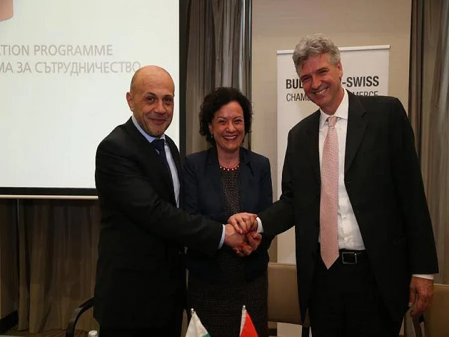 Ще обезвреждаме стари пестициди с финансиране от Швейцария