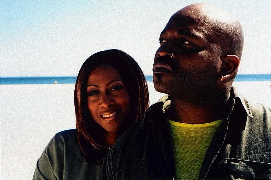 Румънеца и Енчев возят C-Block