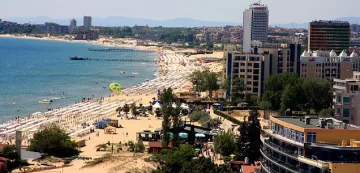 Хотелиери с оферта за безплатна сянка в Слънчев бряг