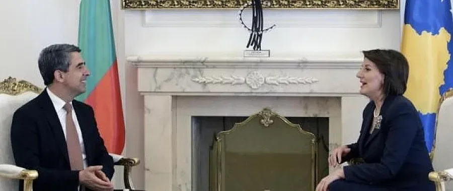 Плевнелиев: Може да доставяме и ток за Косово