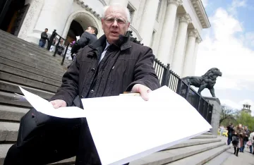 Енчев даде Комисията по досиетата на прокурор