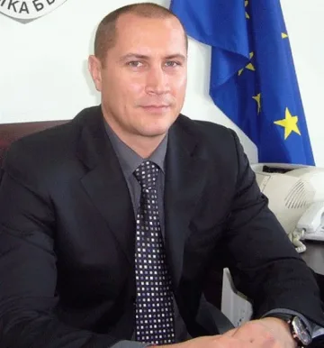 Окръжен прокурор с обвинение, лобирал за рецидивист