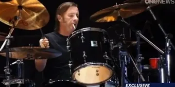 Барабанистът на AC/DC може да лежи до 7 г. в затвора 