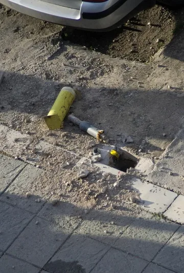 Шофьор счупи кран за газ в „Малинова долина” 