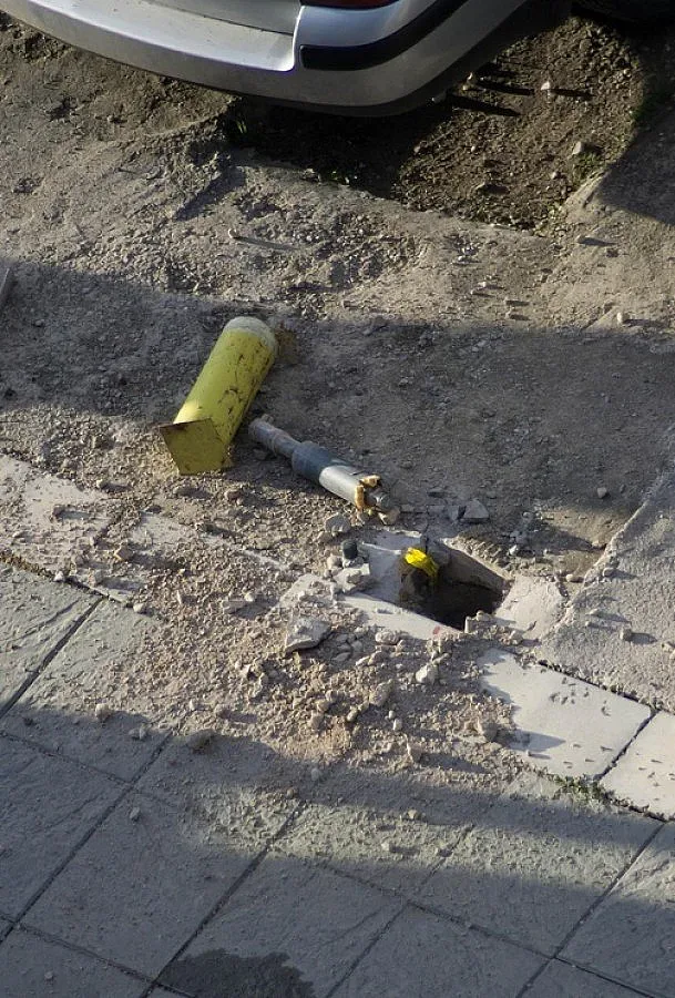 Шофьор счупи кран за газ в „Малинова долина”