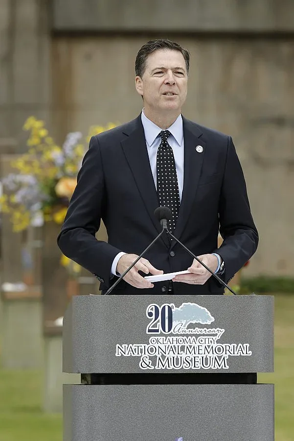 Шефът на ФБР скара САЩ и Полша