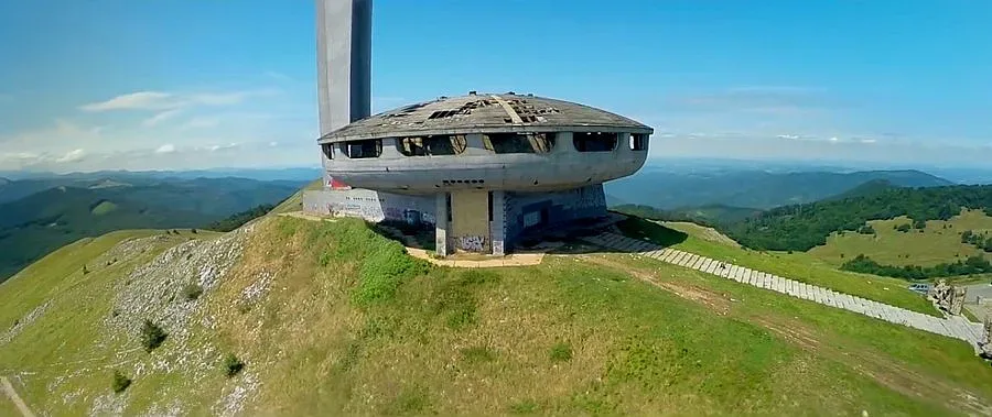 Вижте прекрасни гледки в България от птичи поглед (ВИДЕО)