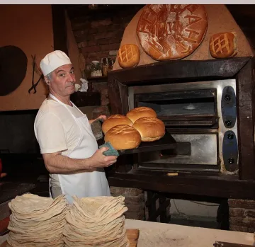 Баница и кавърма за Франко Неро 