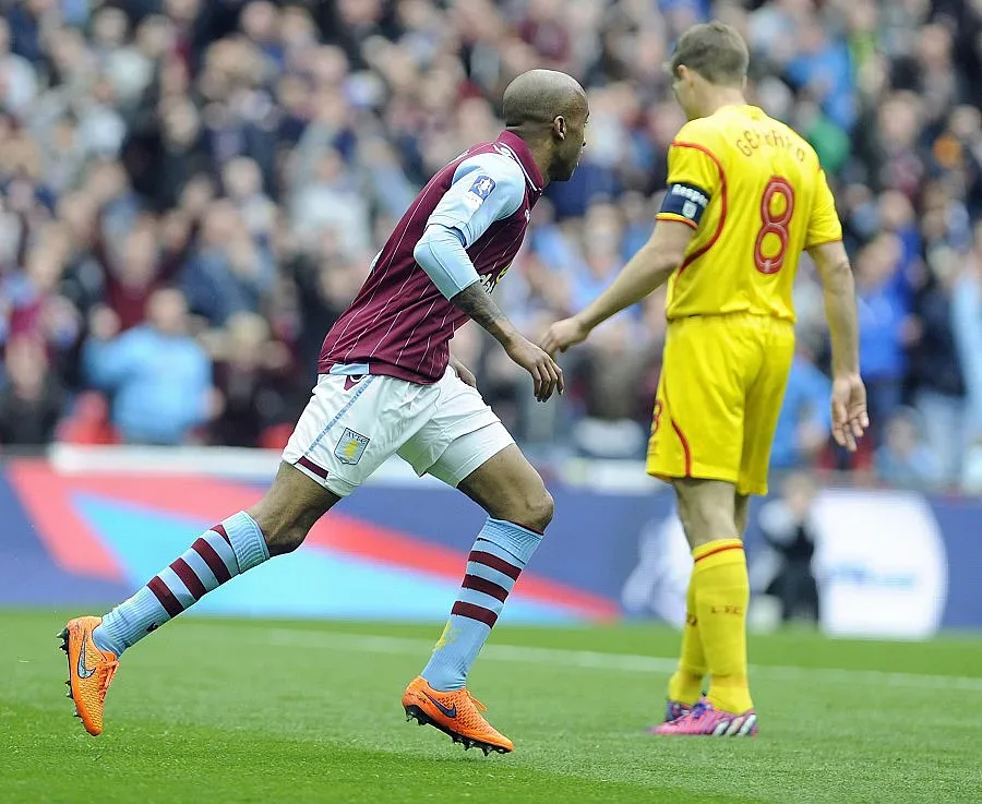 "Астън Вила" шокира "Ливърпул" за ФА Къп