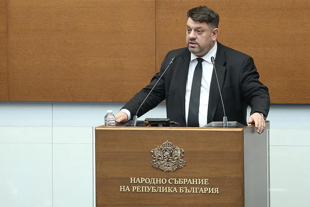 Ново 20 за шеф на НС. Предложението на Зафиров